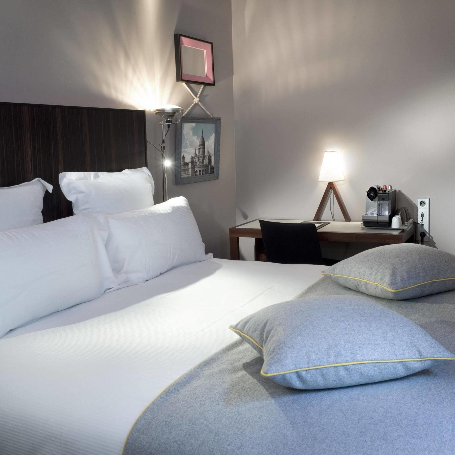 פריז Hotel Saint Dominique מראה חיצוני תמונה